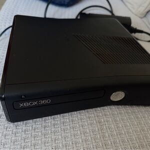 Xbox 360 + games